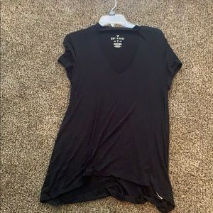 Black tee